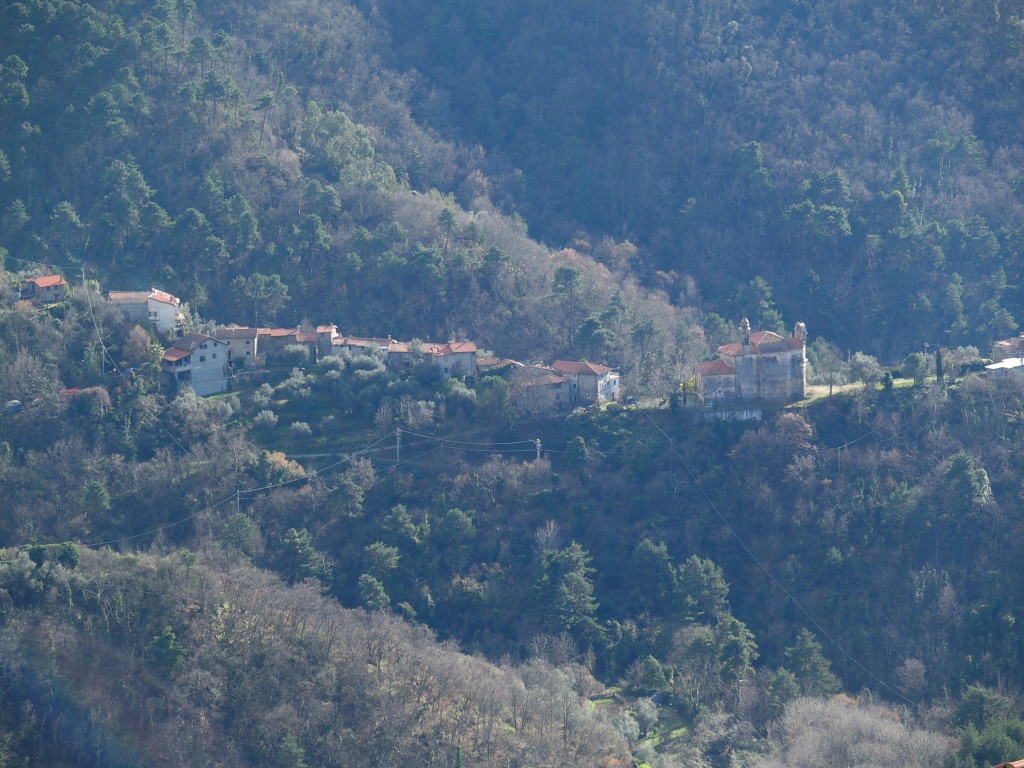 Berzi, farzione di Bajardo.